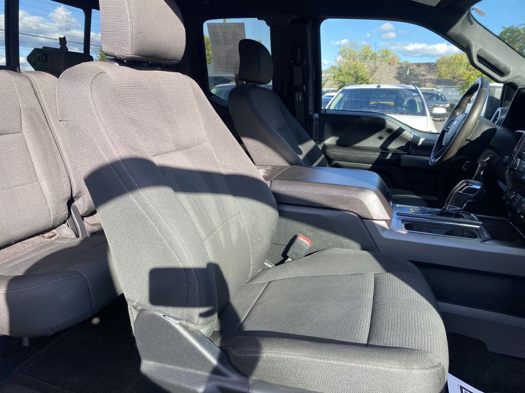 Photo 17 of this FORD F150
