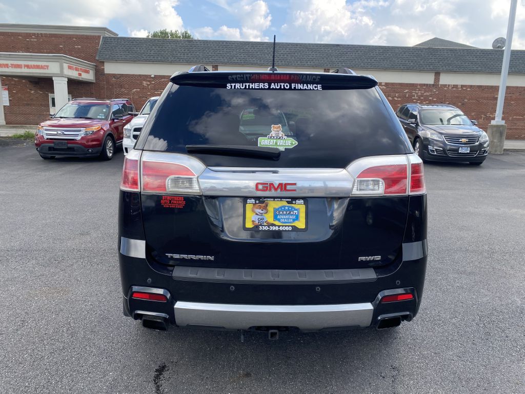 Photo 6 of this GMC TERRAIN