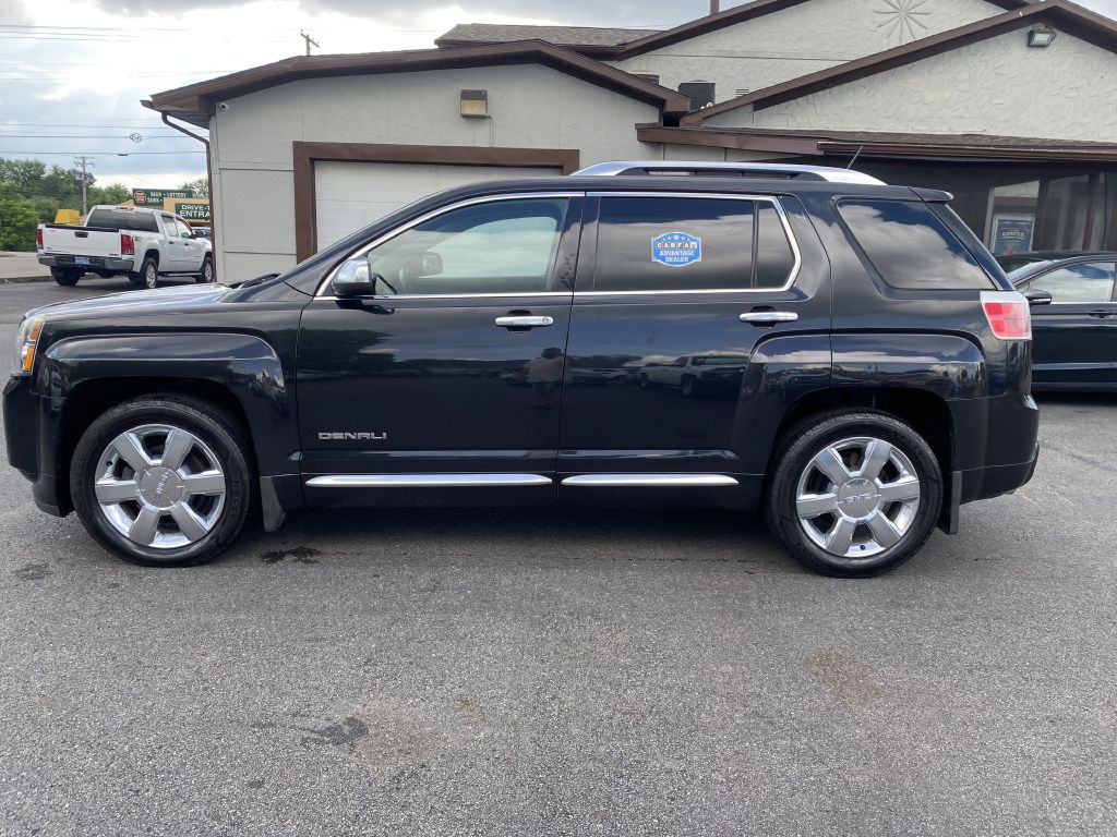 Photo 8 of this GMC TERRAIN