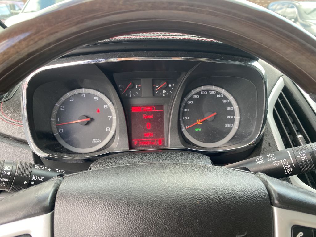 Photo 12 of this GMC TERRAIN