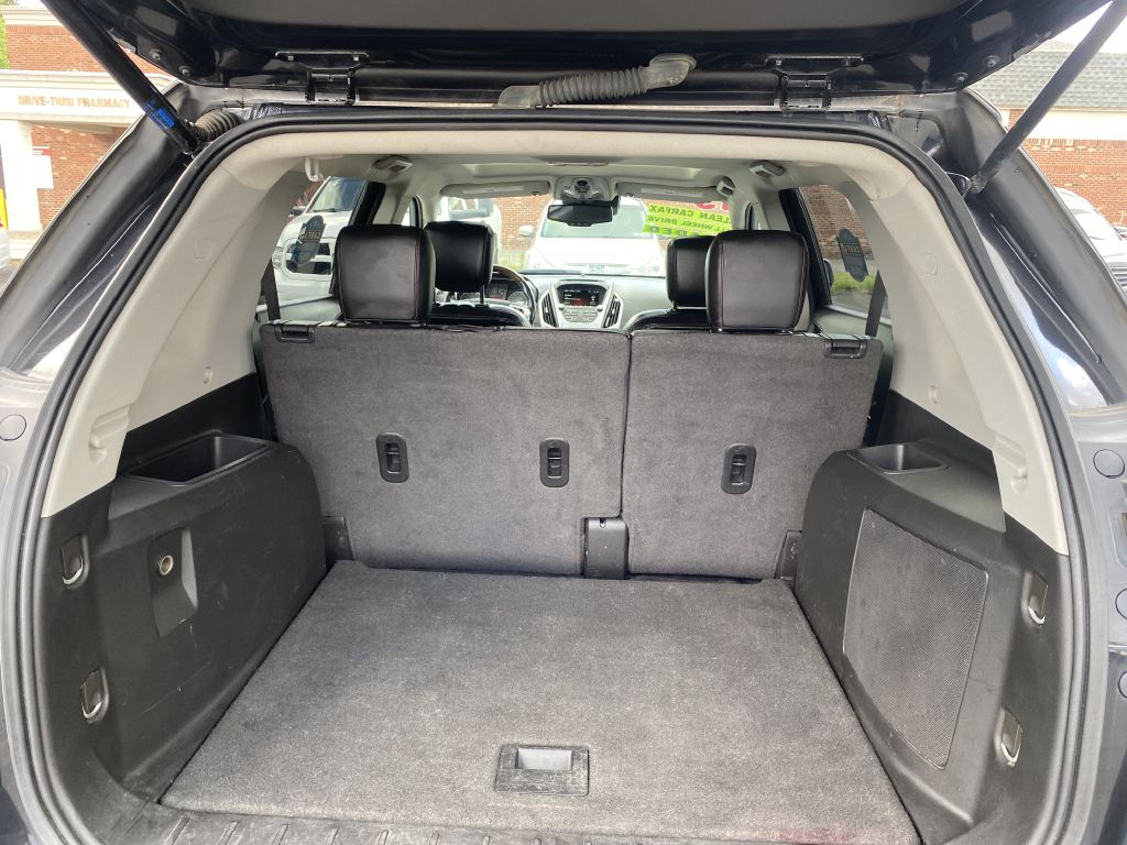 Photo 16 of this GMC TERRAIN