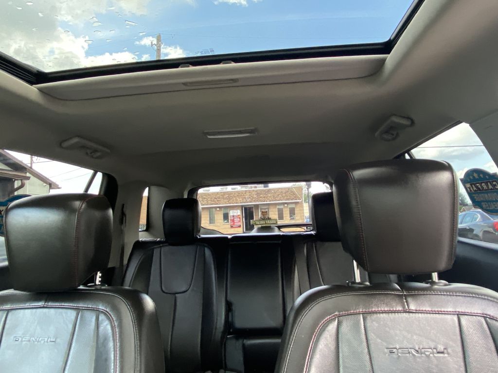 Photo 19 of this GMC TERRAIN