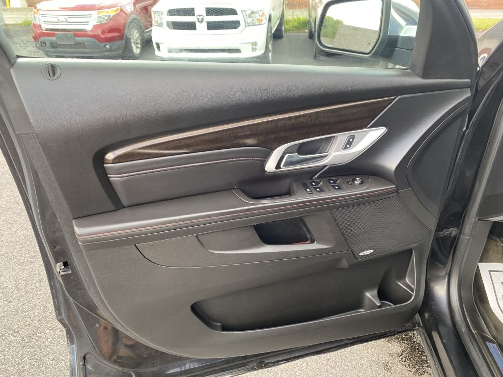 Photo 20 of this GMC TERRAIN