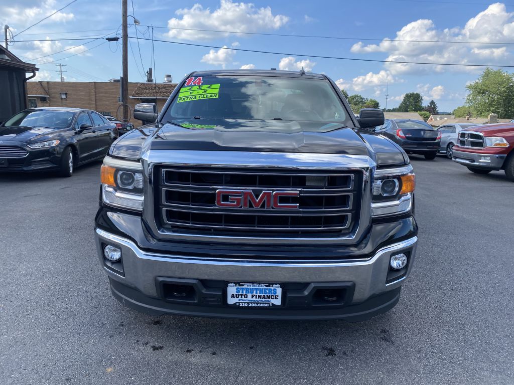 Photo 2 of this GMC SIERRA