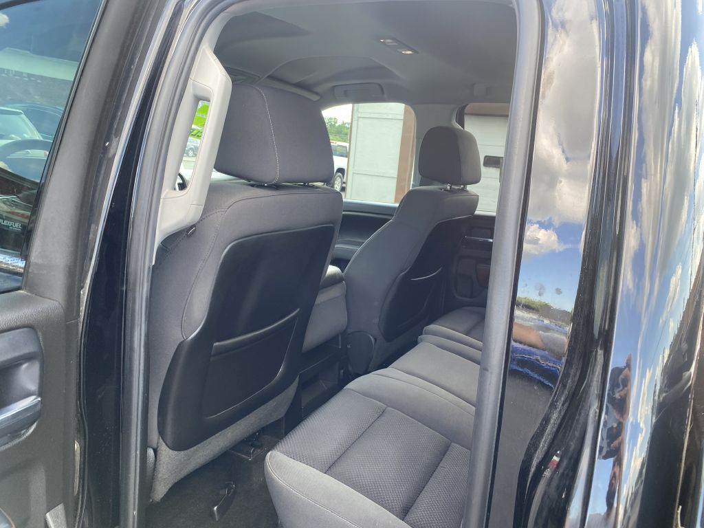 Photo 14 of this GMC SIERRA