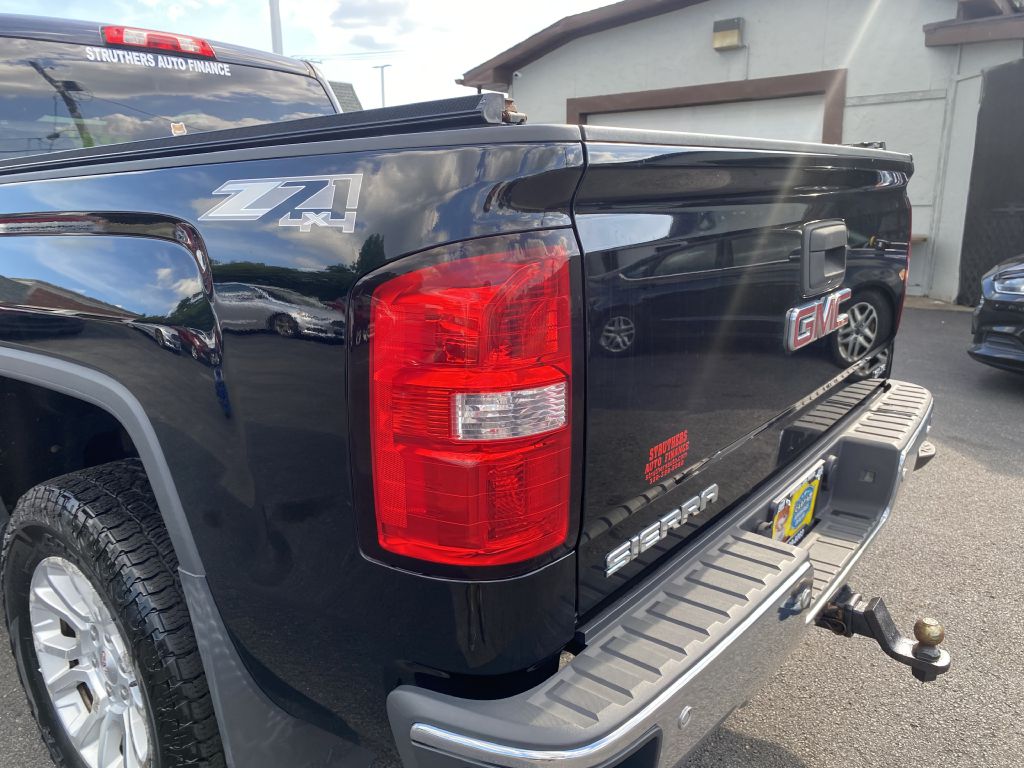 Photo 24 of this GMC SIERRA