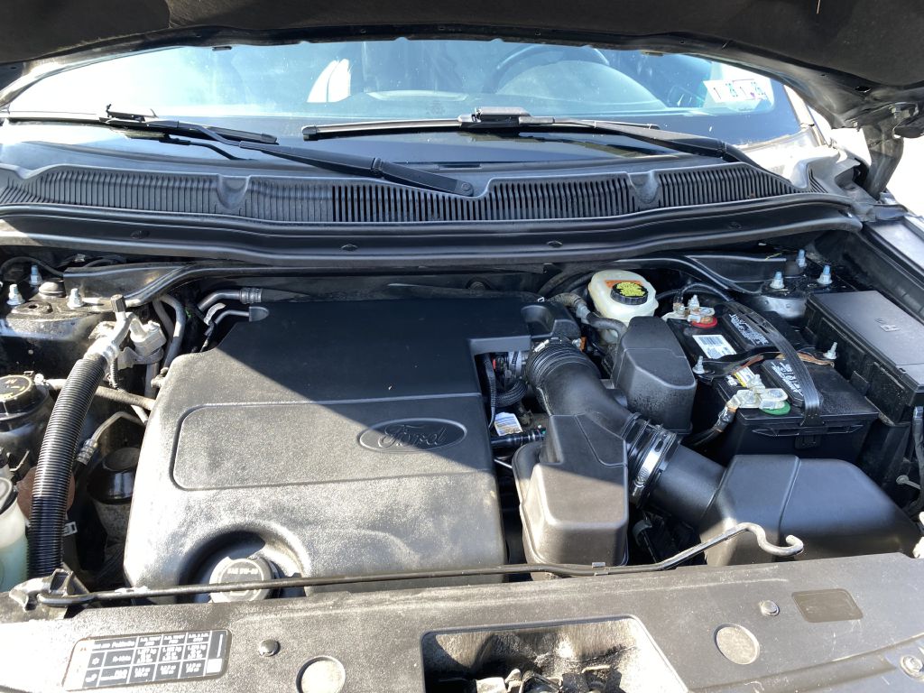 Photo 25 of this FORD EXPLORER