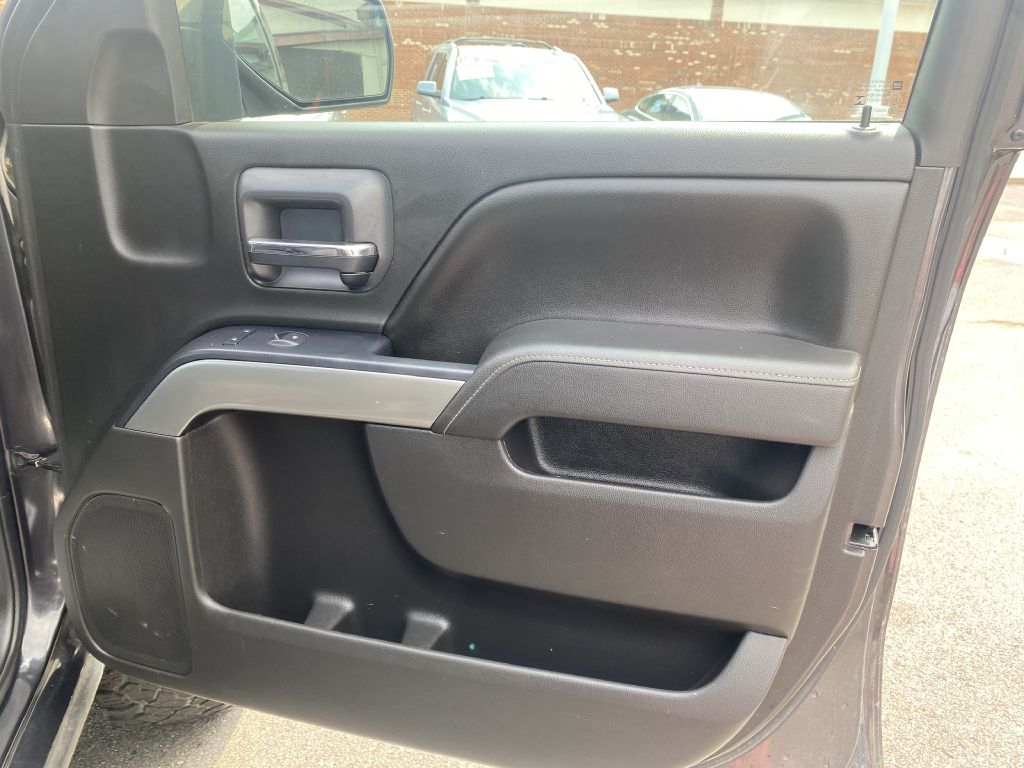 Photo 22 of this CHEVROLET SILVERADO 1500