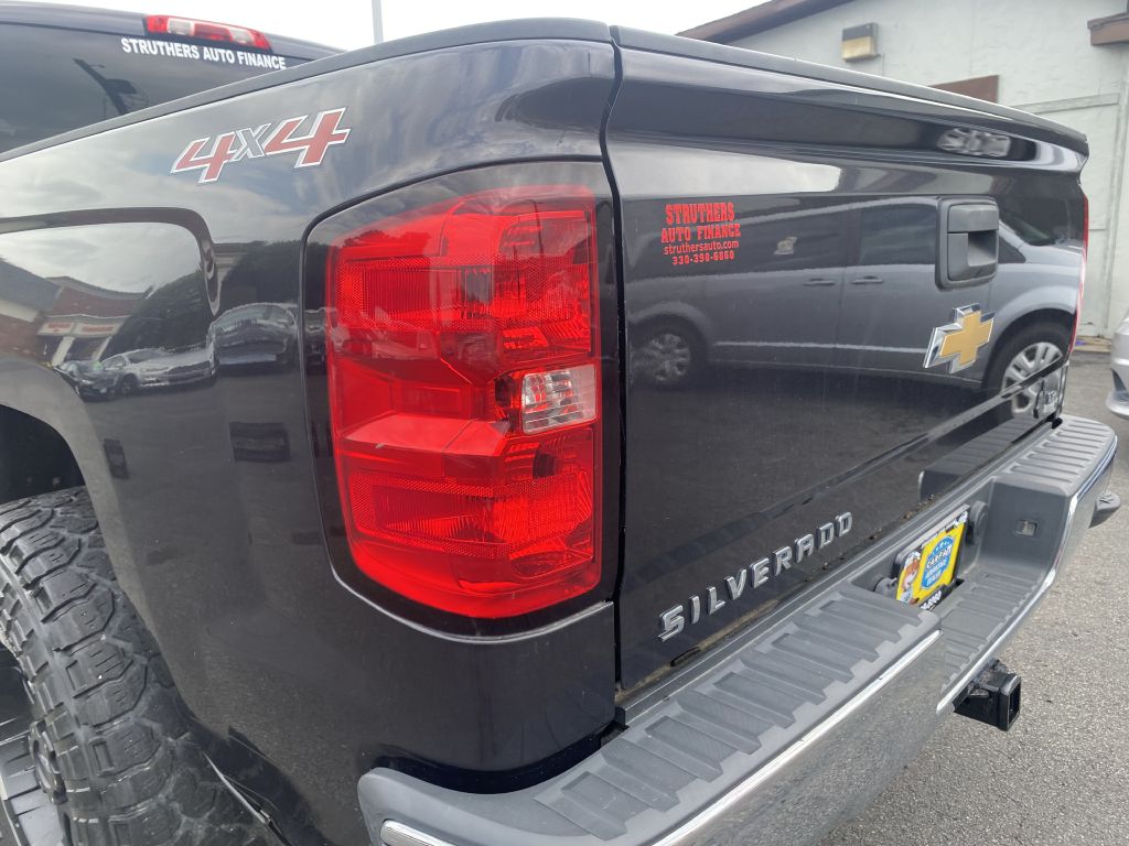 Photo 25 of this CHEVROLET SILVERADO 1500