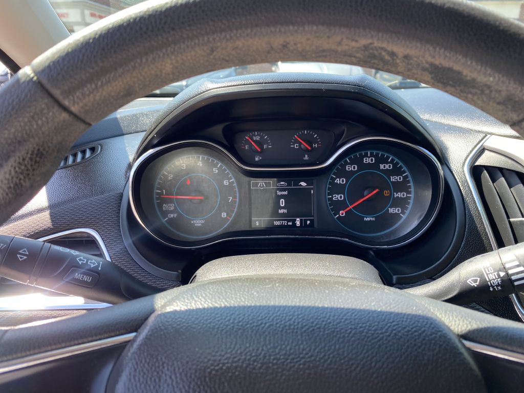 Photo 12 of this CHEVROLET CRUZE