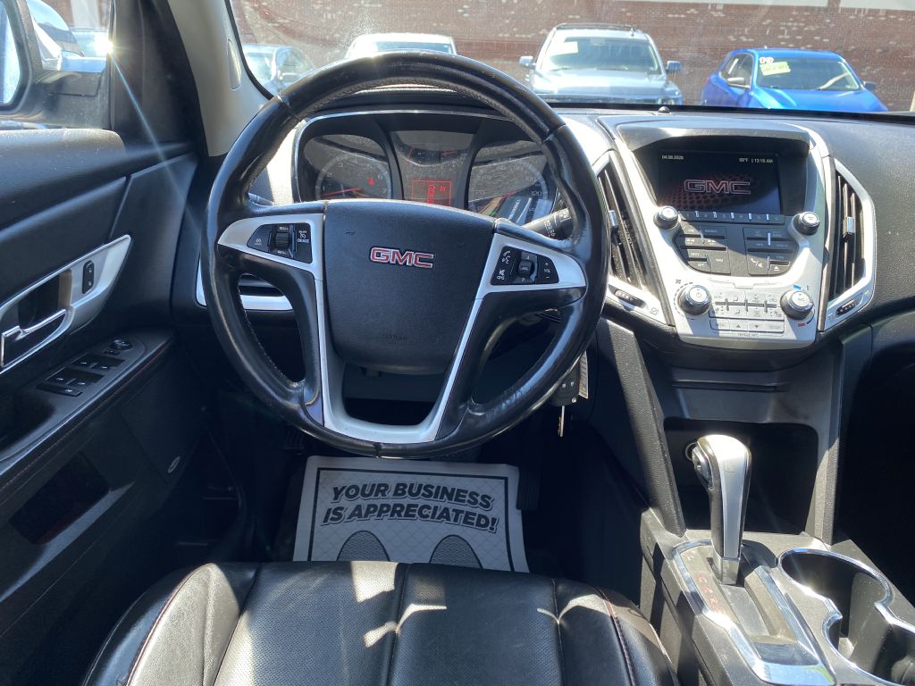 Photo 10 of this GMC TERRAIN