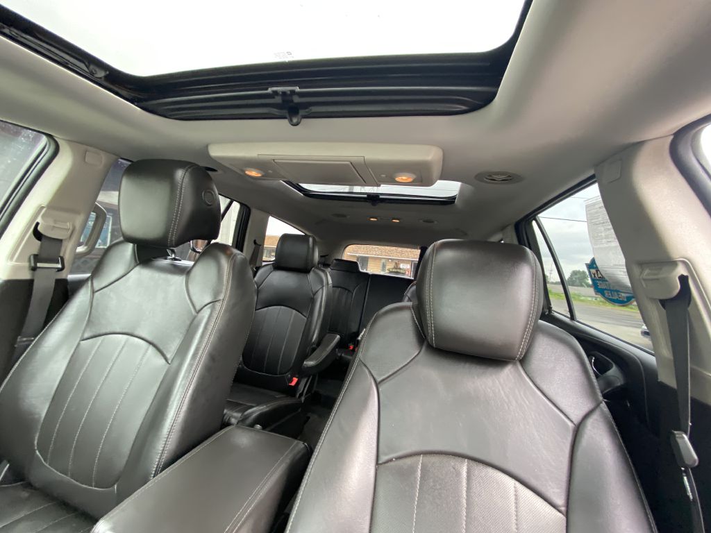 Photo 20 of this BUICK ENCLAVE