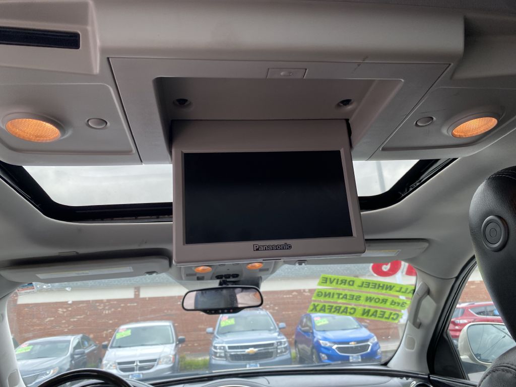 Photo 28 of this BUICK ENCLAVE