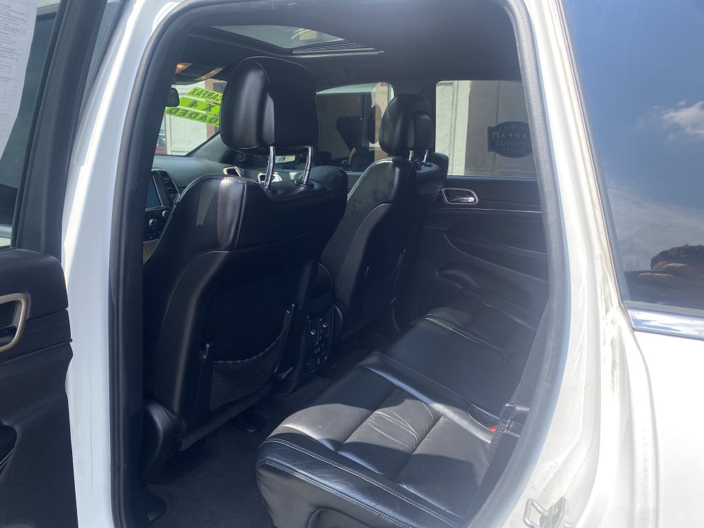 Photo 15 of this JEEP GRAND CHEROKEE