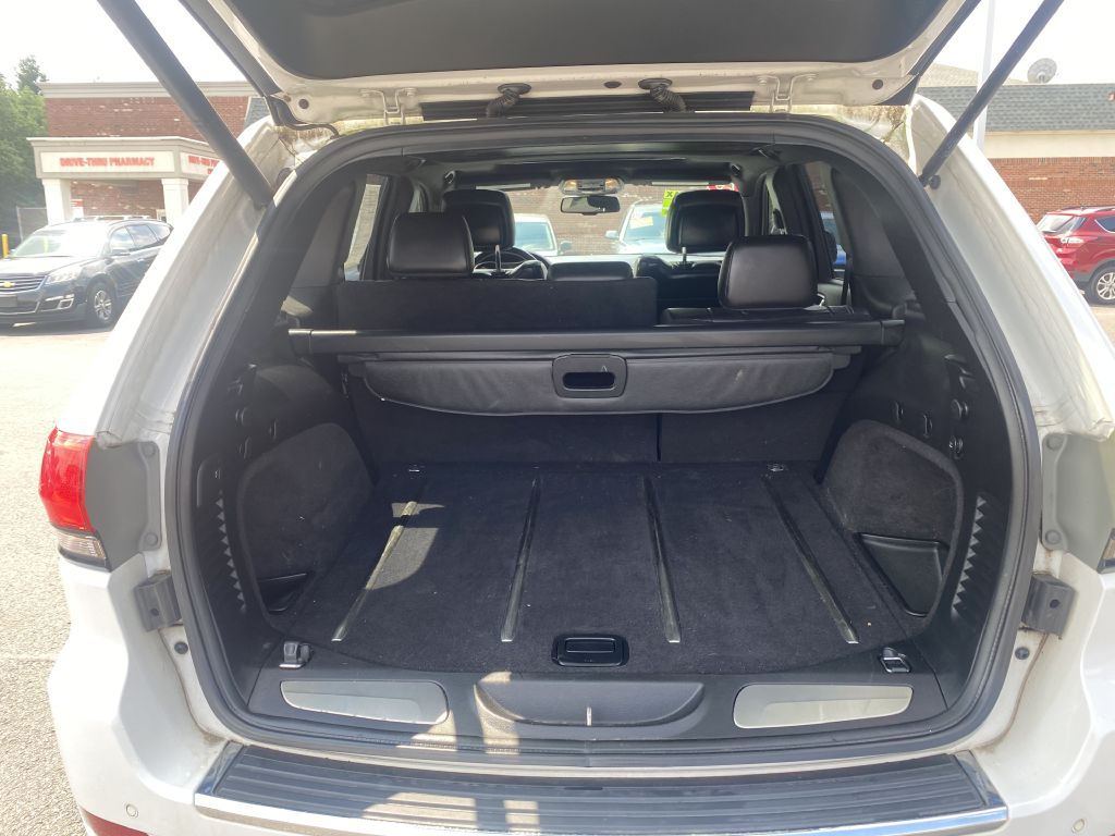 Photo 16 of this JEEP GRAND CHEROKEE
