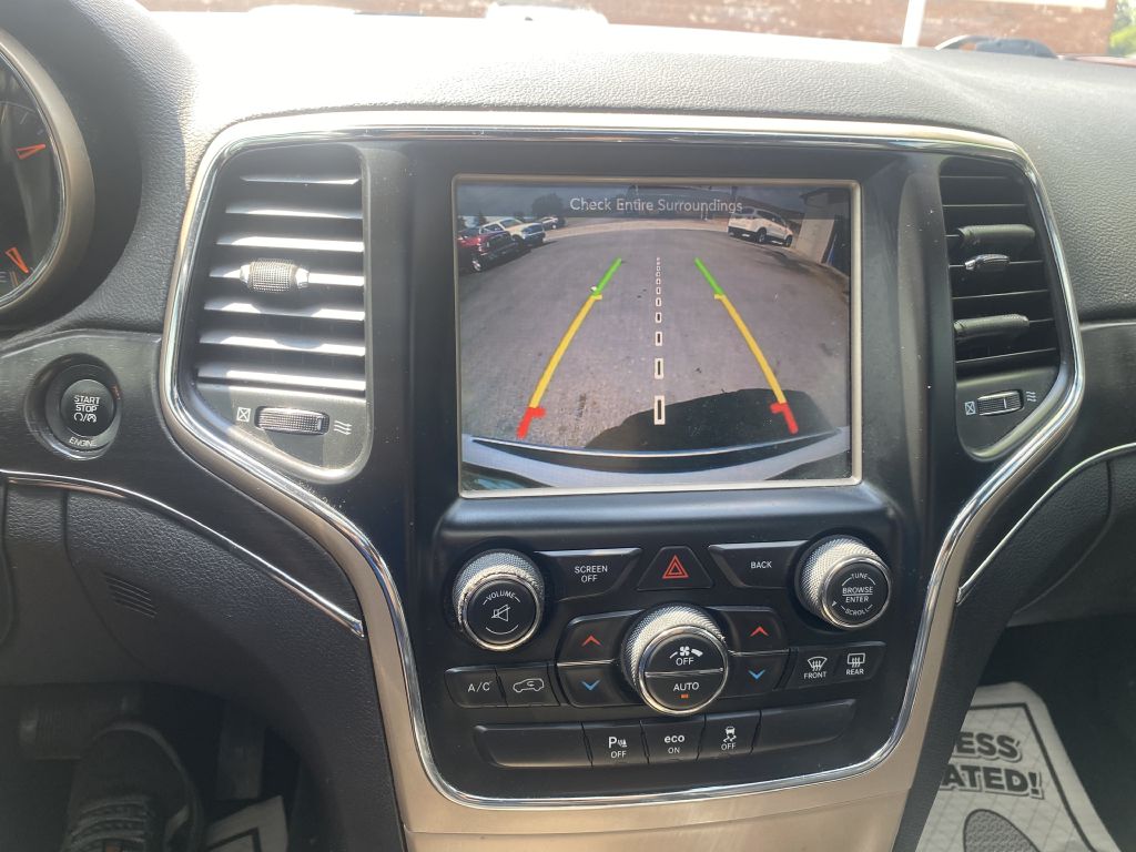 Photo 27 of this JEEP GRAND CHEROKEE
