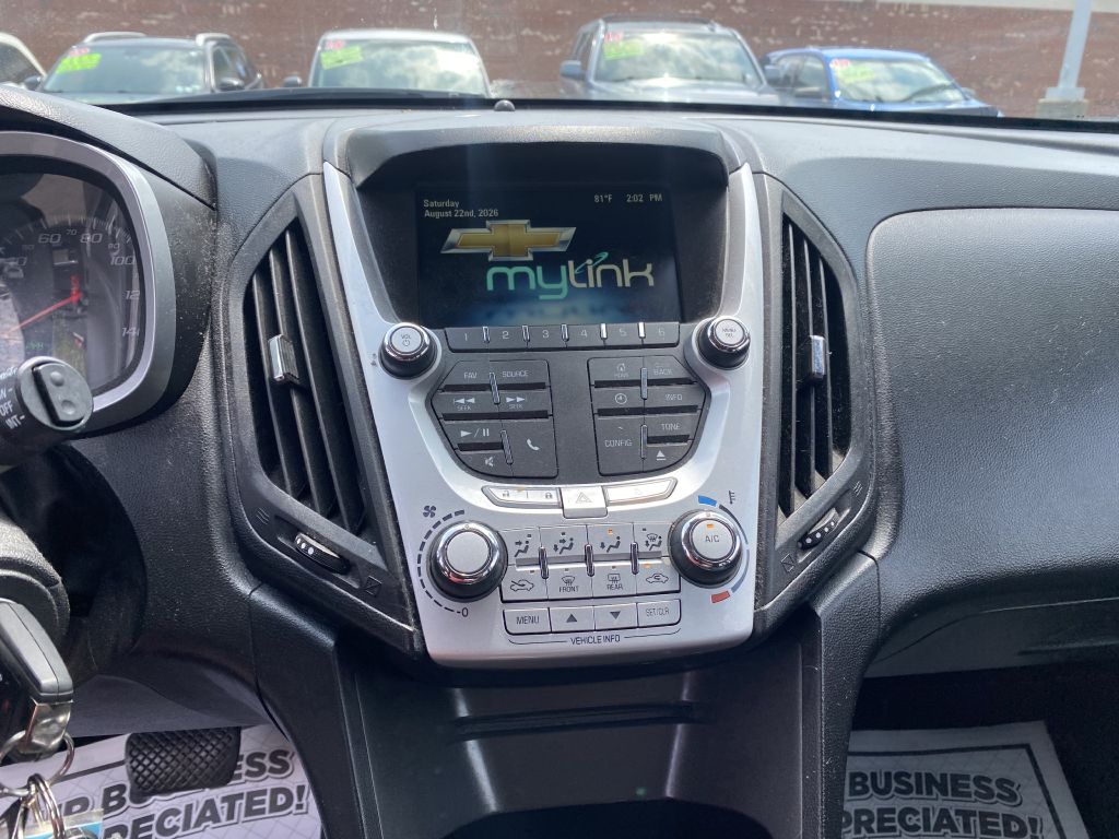 Photo 13 of this CHEVROLET EQUINOX