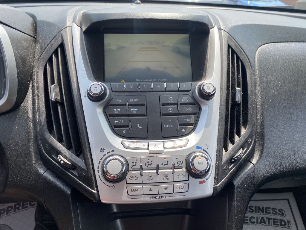 Photo 27 of this CHEVROLET EQUINOX