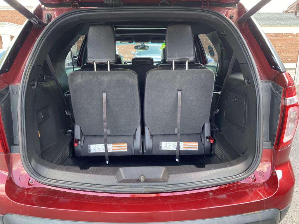 Photo 17 of this FORD EXPLORER