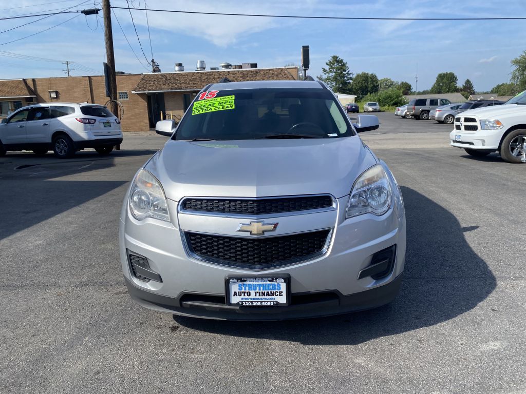 Photo 2 of this CHEVROLET EQUINOX