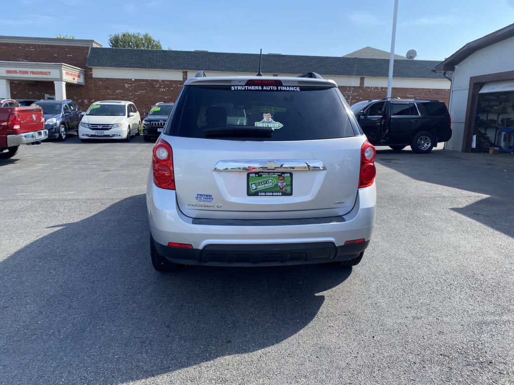 Photo 6 of this CHEVROLET EQUINOX