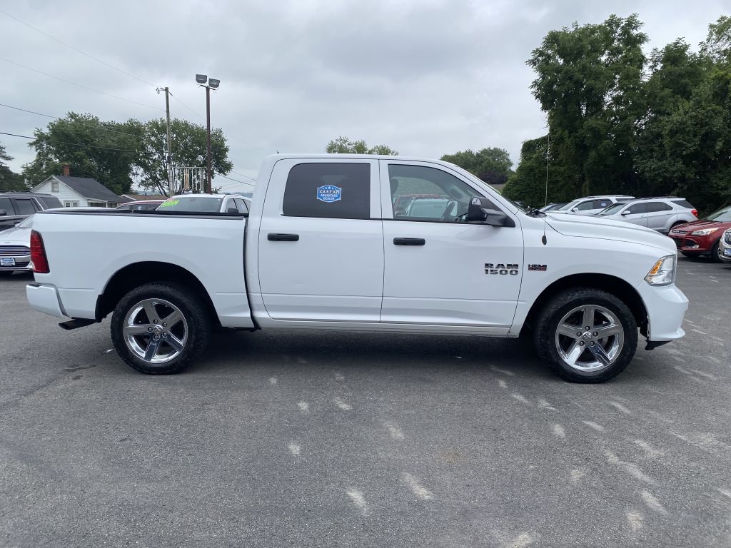 Photo 4 of this RAM 1500