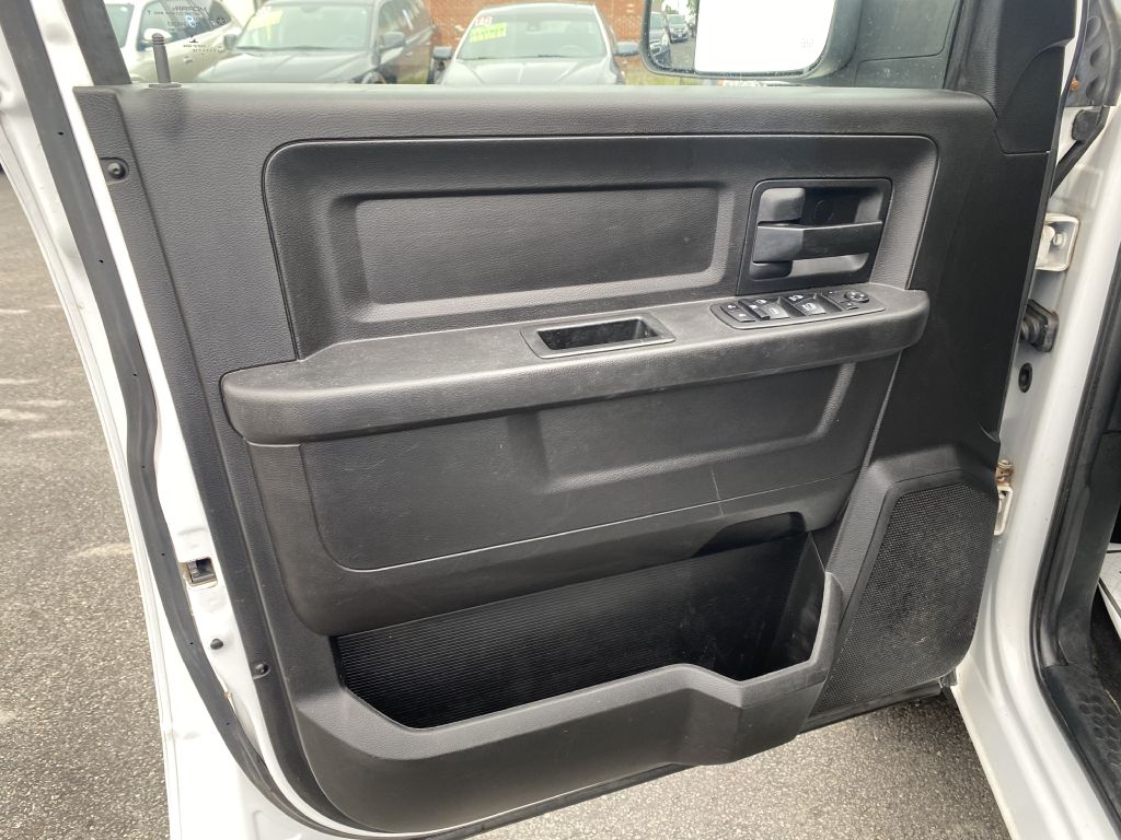 Photo 19 of this RAM 1500