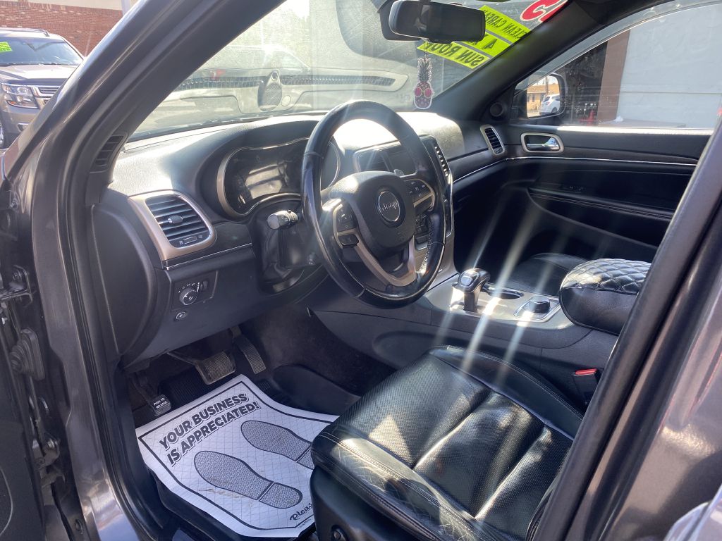 Photo 14 of this JEEP GRAND CHEROKEE