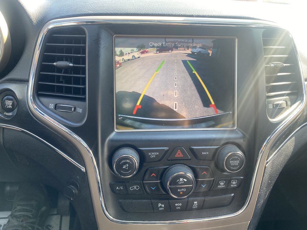 Photo 28 of this JEEP GRAND CHEROKEE