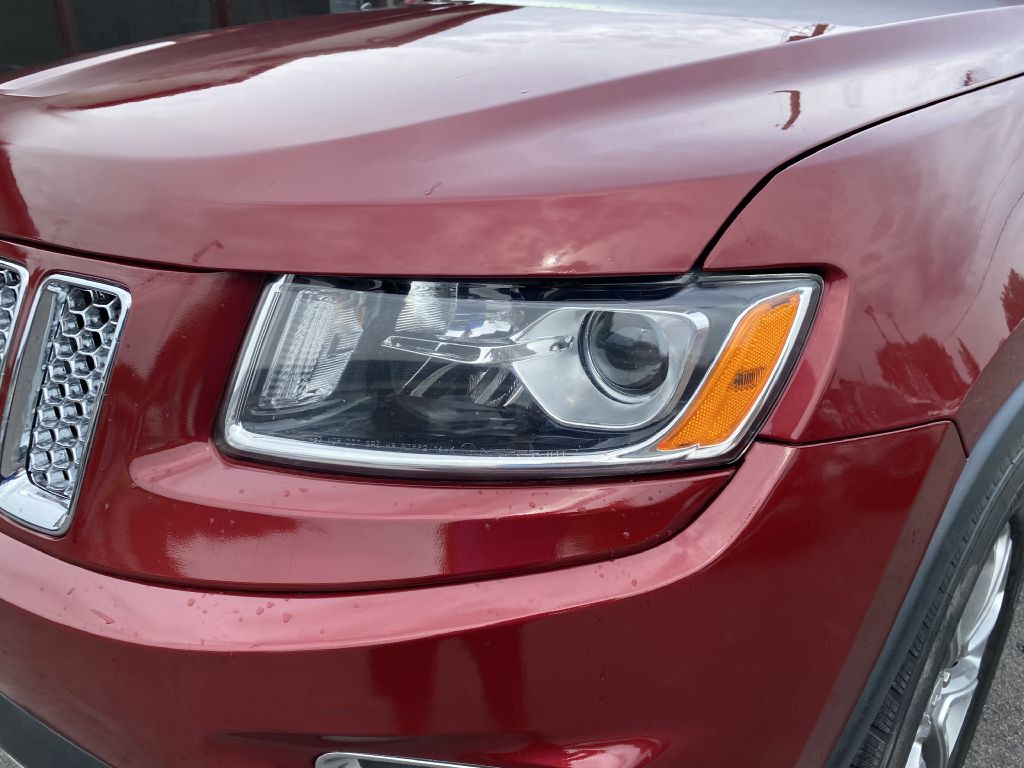 Photo 25 of this JEEP GRAND CHEROKEE