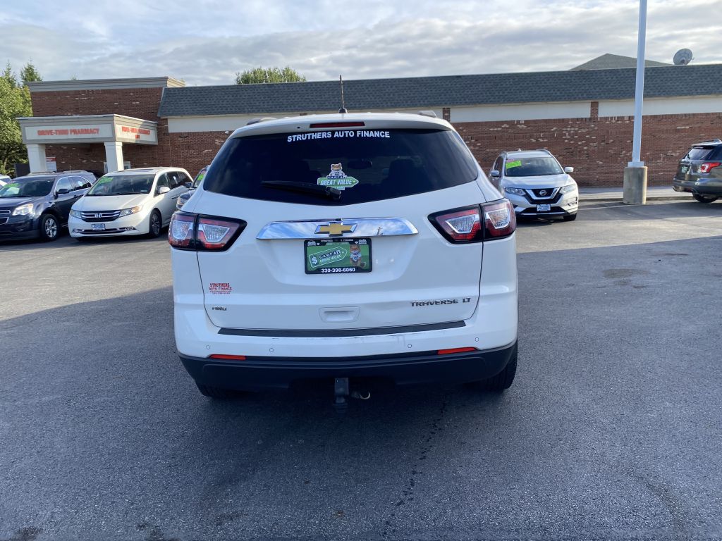 Photo 6 of this CHEVROLET TRAVERSE