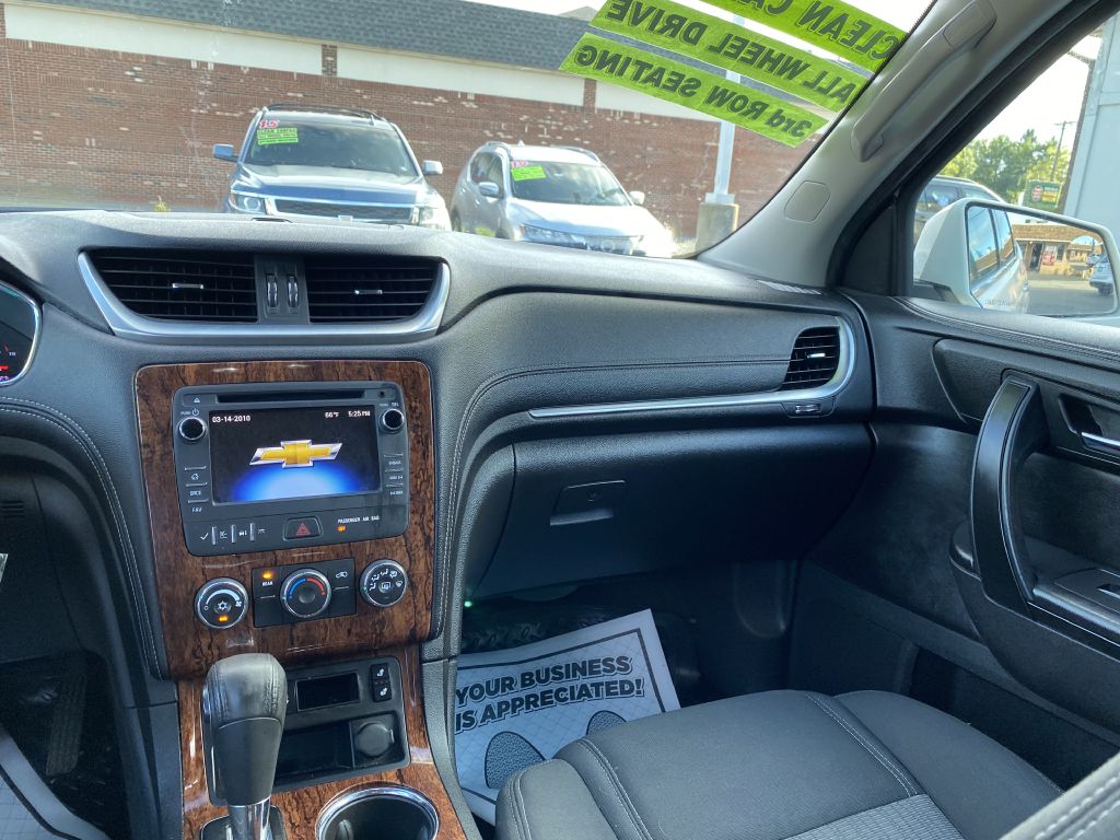 Photo 11 of this CHEVROLET TRAVERSE