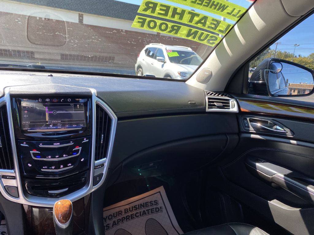 Photo 11 of this CADILLAC SRX