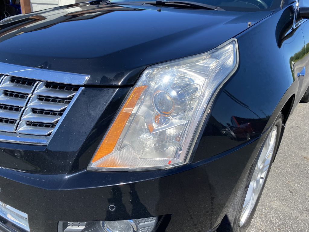Photo 25 of this CADILLAC SRX