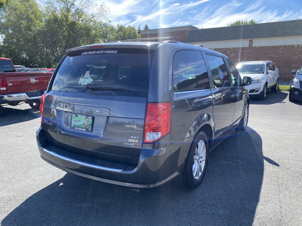 Photo 5 of this DODGE GRAND CARAVAN