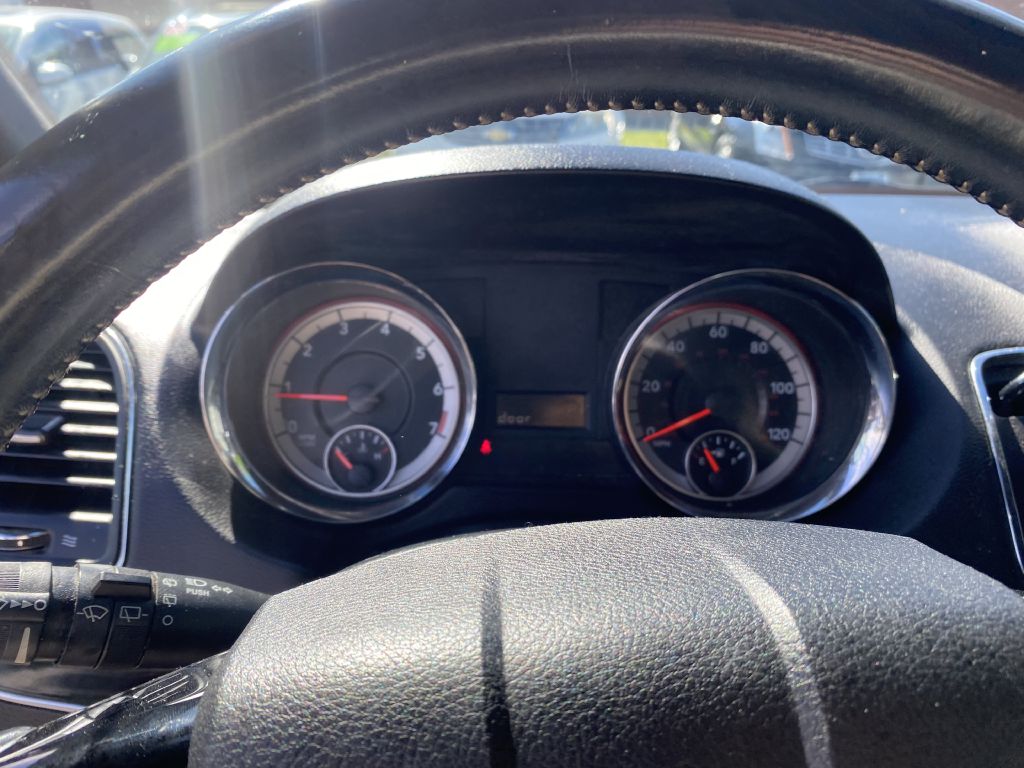 Photo 12 of this DODGE GRAND CARAVAN