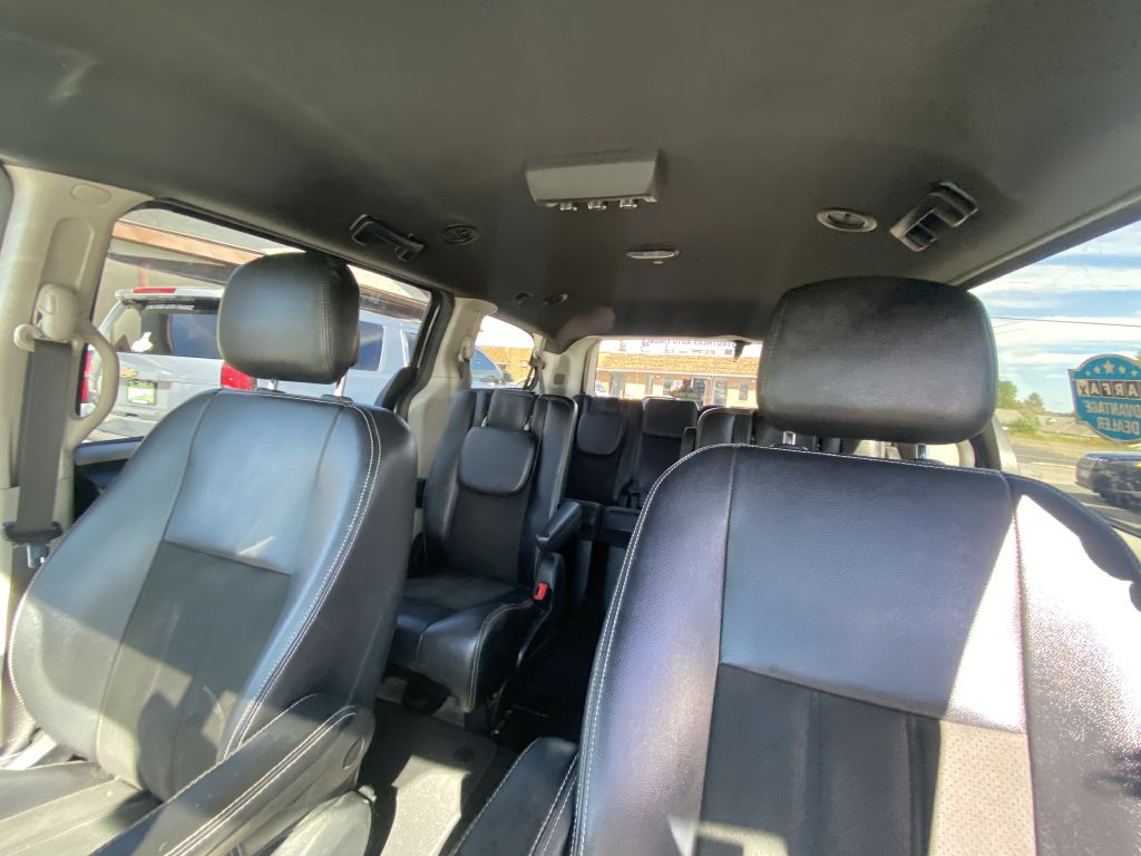Photo 20 of this DODGE GRAND CARAVAN