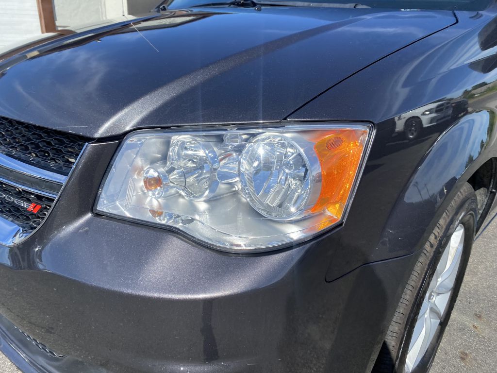 Photo 24 of this DODGE GRAND CARAVAN