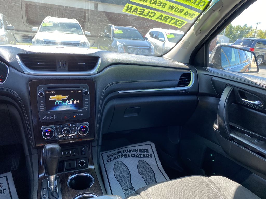 Photo 11 of this CHEVROLET TRAVERSE