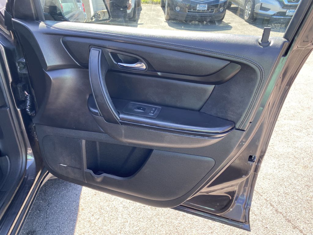 Photo 22 of this CHEVROLET TRAVERSE