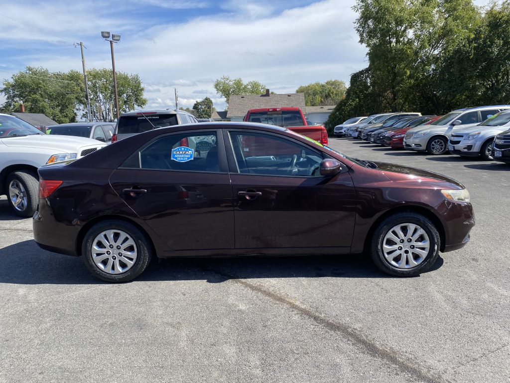 Photo 4 of this KIA FORTE