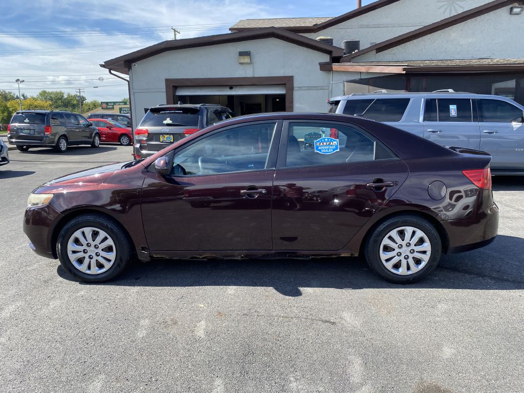 Photo 8 of this KIA FORTE