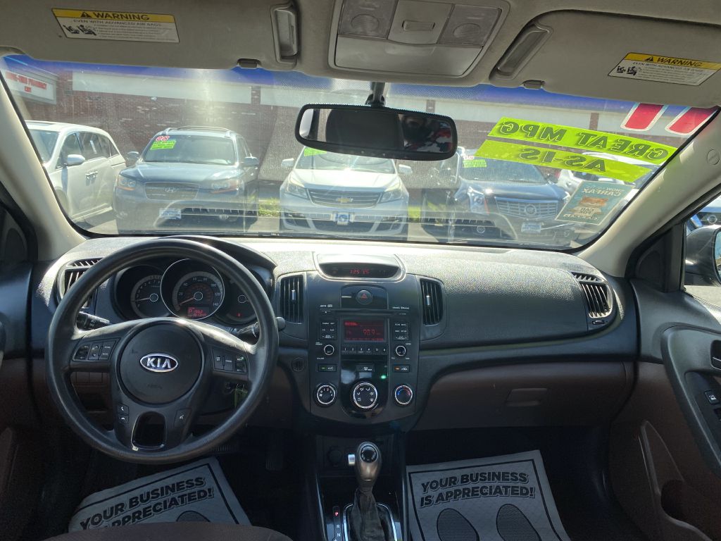 Photo 9 of this KIA FORTE
