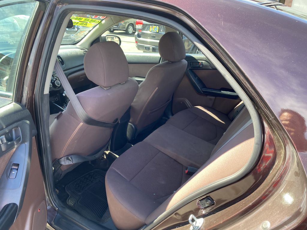 Photo 15 of this KIA FORTE