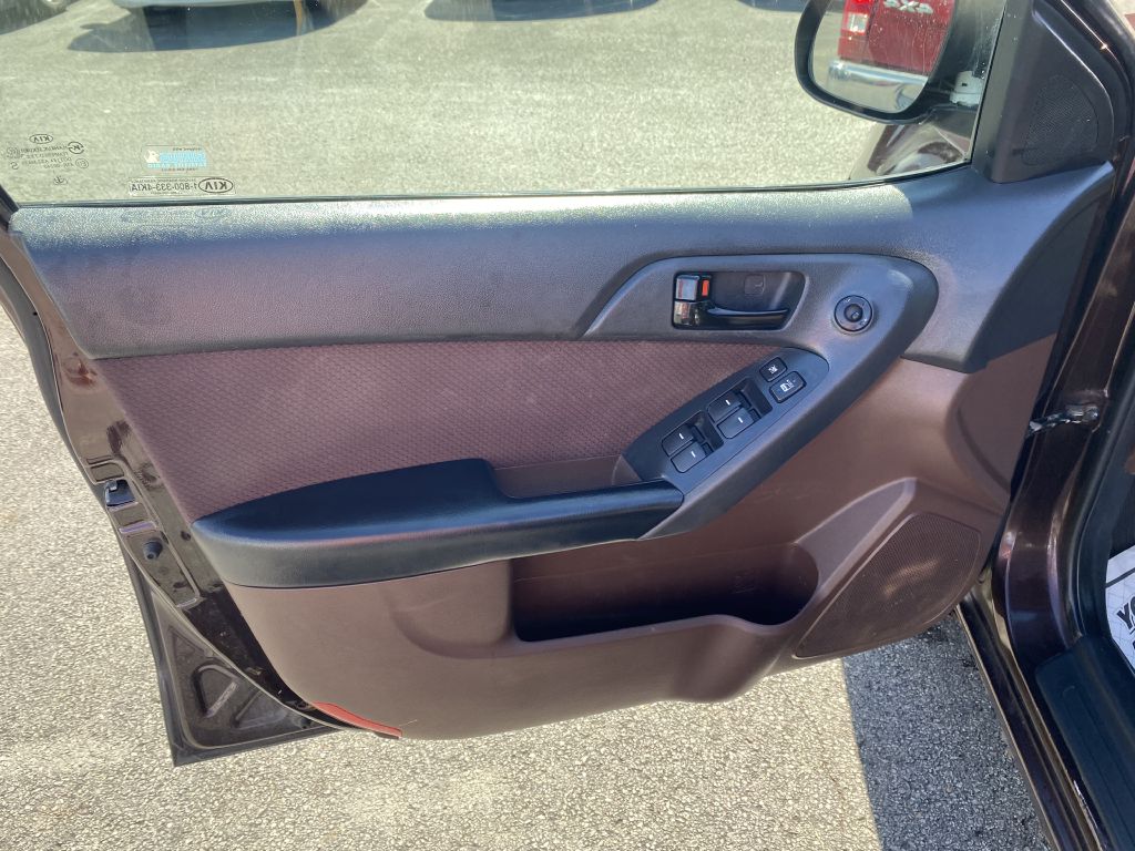 Photo 19 of this KIA FORTE