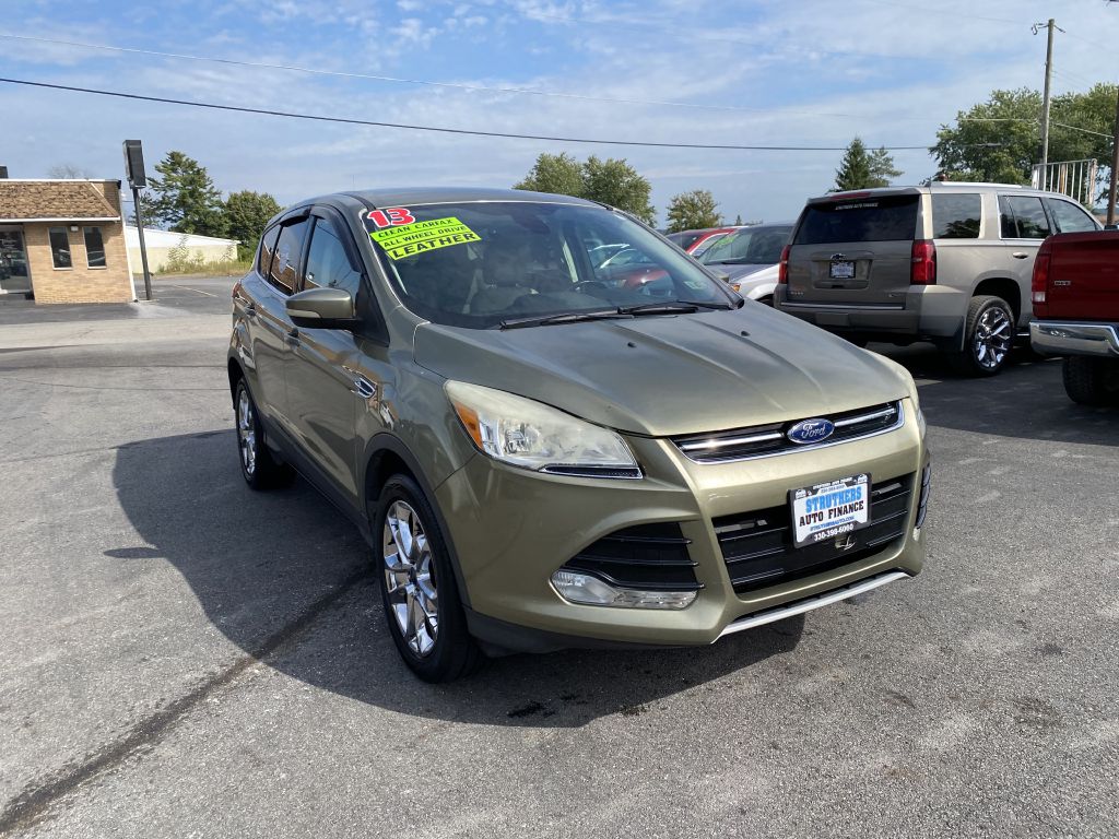 Photo 3 of this FORD ESCAPE