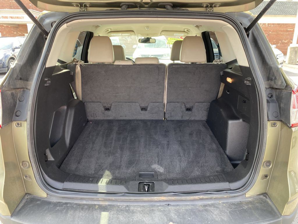 Photo 16 of this FORD ESCAPE