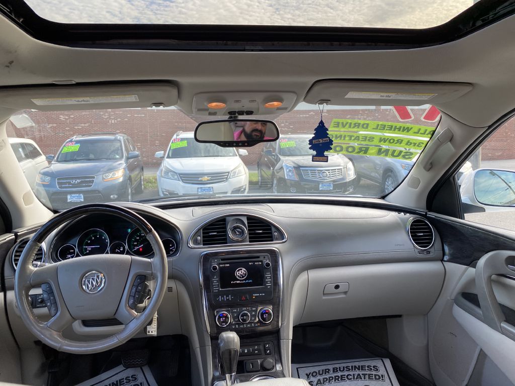 Photo 9 of this BUICK ENCLAVE