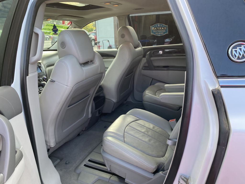 Photo 15 of this BUICK ENCLAVE