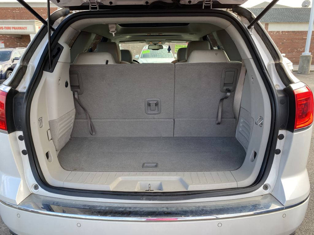 Photo 17 of this BUICK ENCLAVE